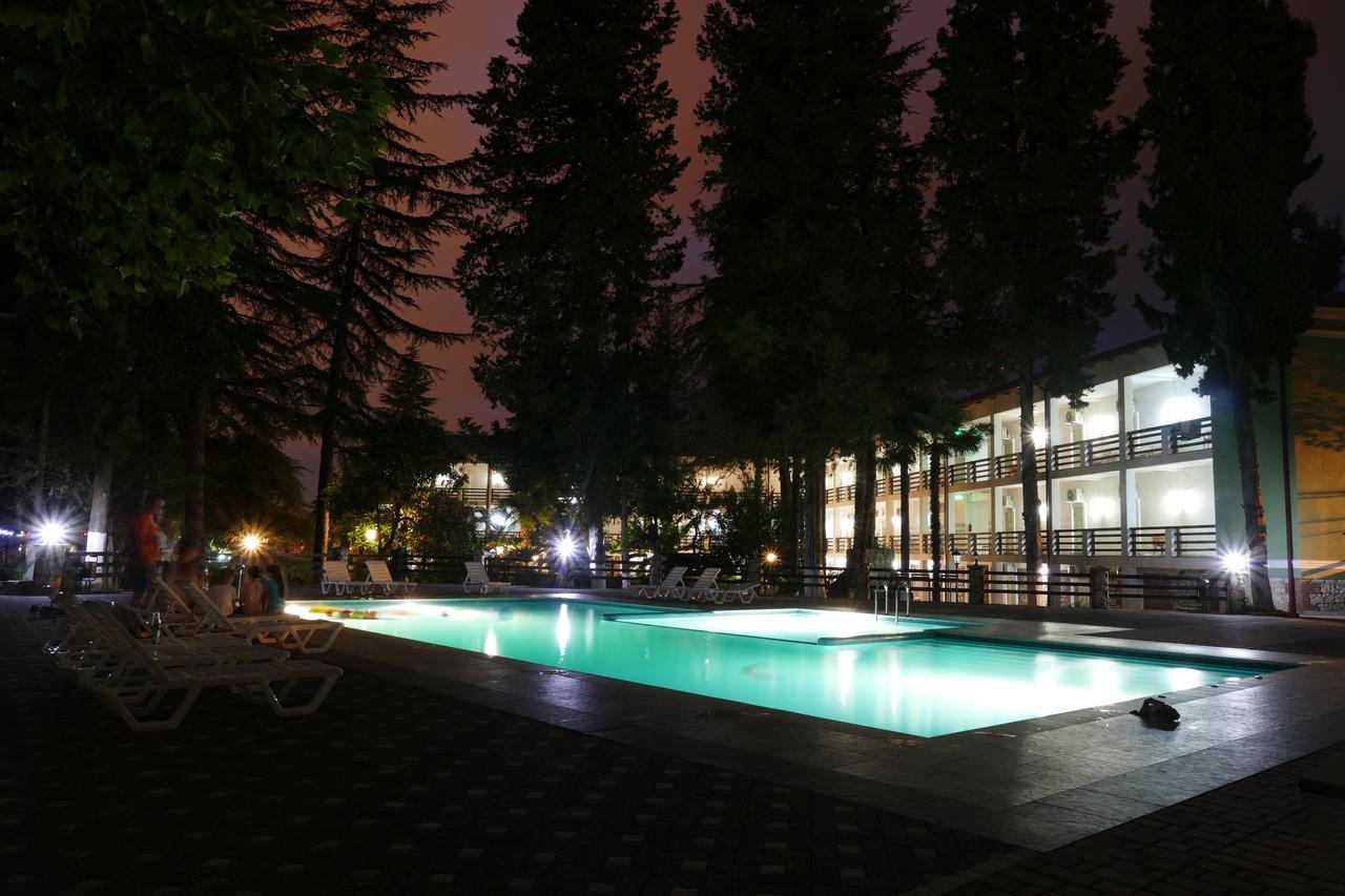 Heliopark Gora Bagrata Otel Sohum Dış mekan fotoğraf