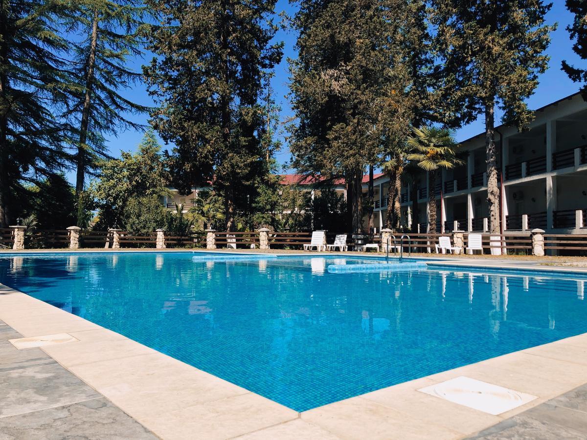Heliopark Gora Bagrata Otel Sohum Dış mekan fotoğraf