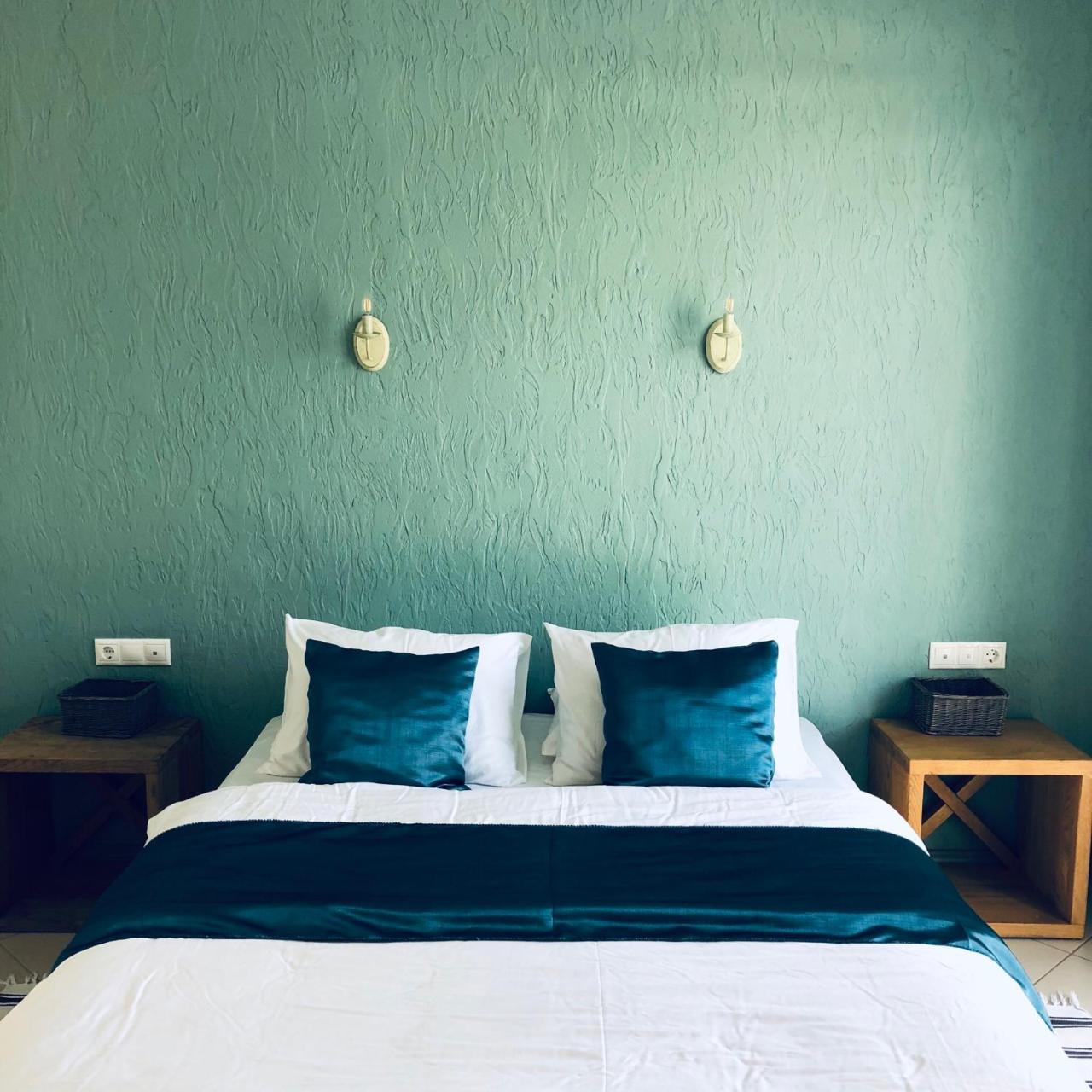 Heliopark Gora Bagrata Otel Sohum Dış mekan fotoğraf