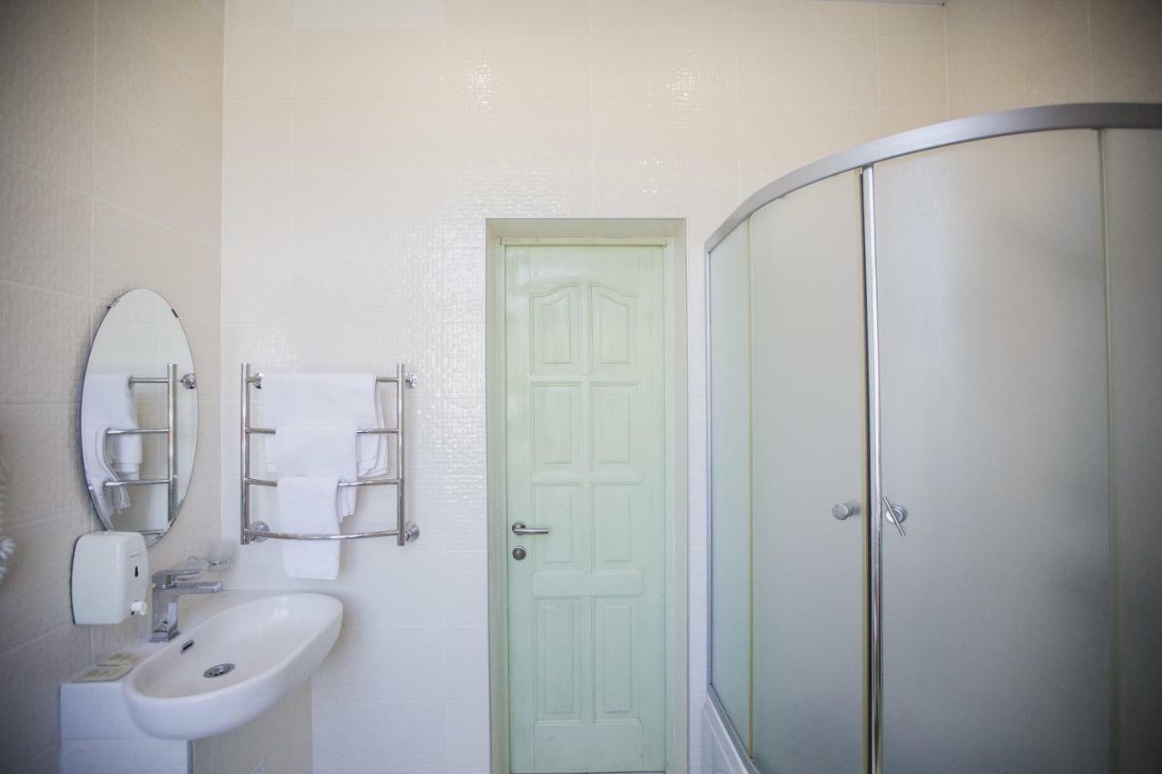 Heliopark Gora Bagrata Otel Sohum Dış mekan fotoğraf